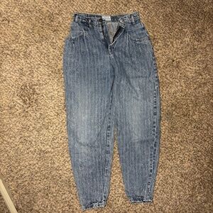 80s Palmetto’s Light Wash Denim High-Waisted Mom Jeans with Pinstripe Pattern
